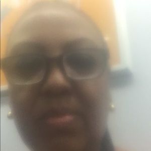 Meet your Posher, Enat